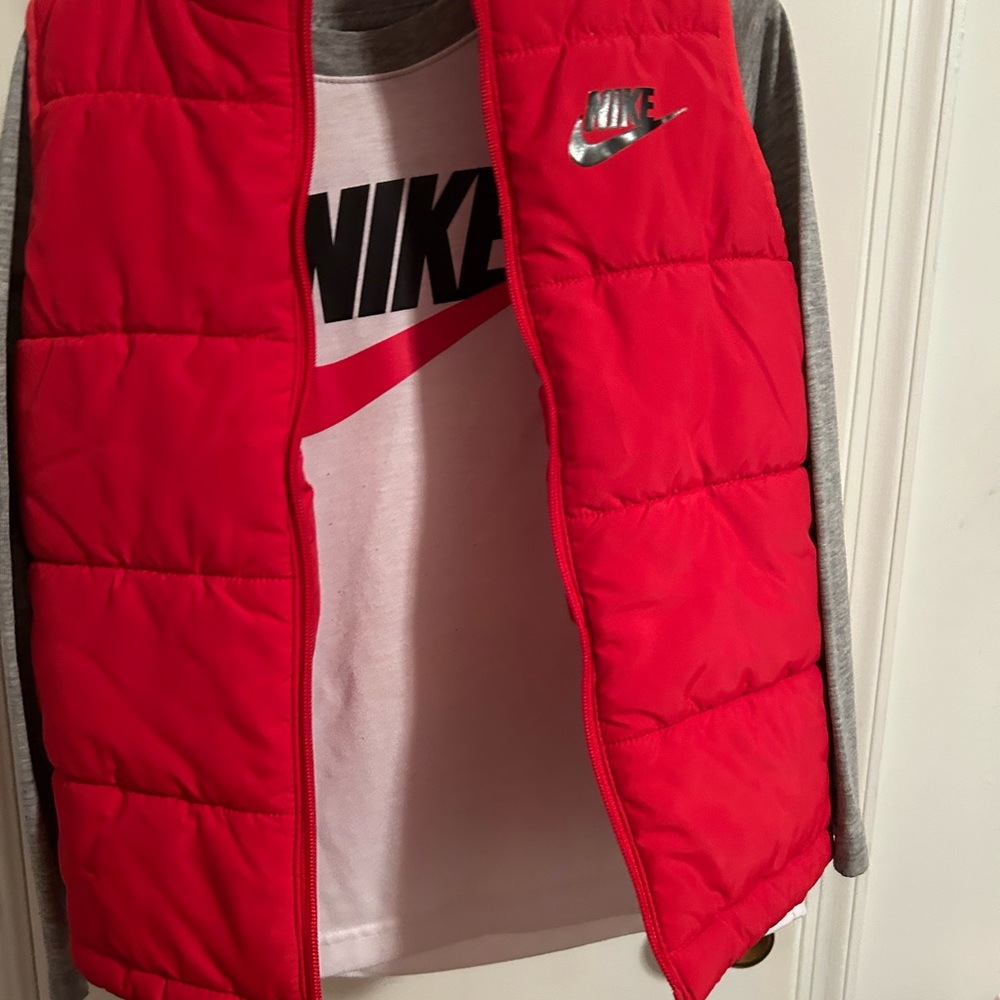 Nike Red Quilted long sleeve shirt & Vest with Logo